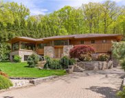 77 Holly Place, Briarcliff Manor image