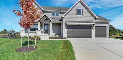 10017 Aurora Street, Lenexa
