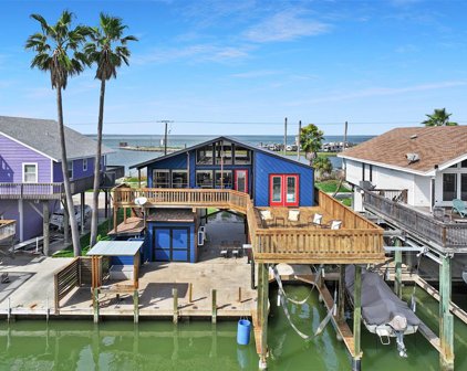 235 Anchor Drive, Freeport