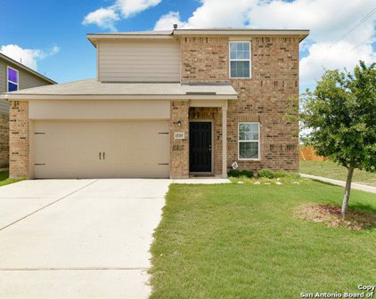 15319 Harbor Landing, Von Ormy