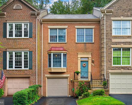 6350 Tisbury Dr, Burke