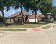 930 Winged Foot  Drive, Fairview image