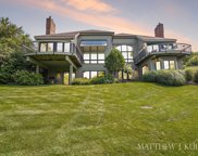 925 Cascade Hills East Drive SE, Grand Rapids image