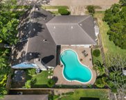 5207 Carmona Lane, Pearland image