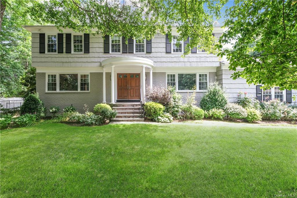 17 Hearthstone Circle, Scarsdale, 10583