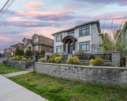 8051 12th Avenue, Burnaby
