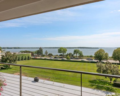 540 Indian Mound Street Unit #4C, Wayzata