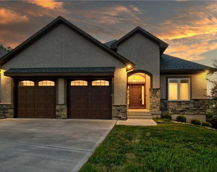 1295 SW Heartwood Drive, Lee's Summit