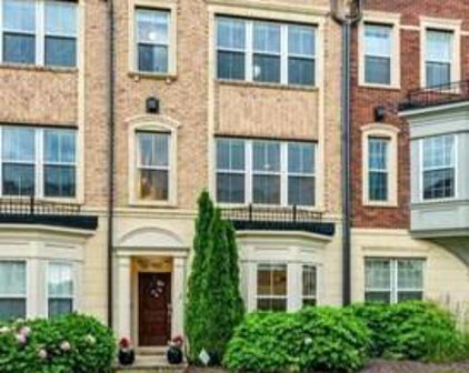 802 Admirals Way Unit #300, Oxon Hill