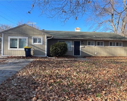 7606 E 111th Terrace, Kansas City